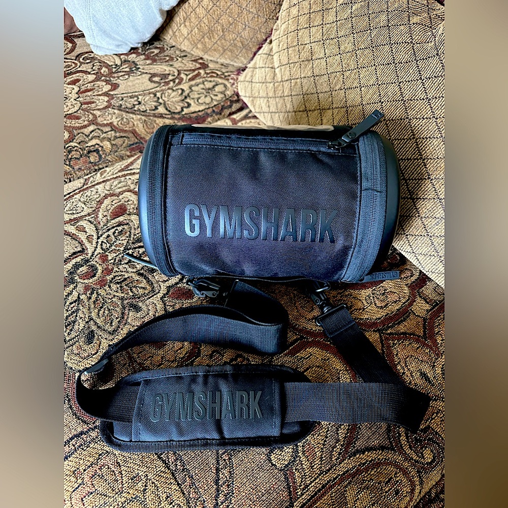 Gymshark Barrel Bag